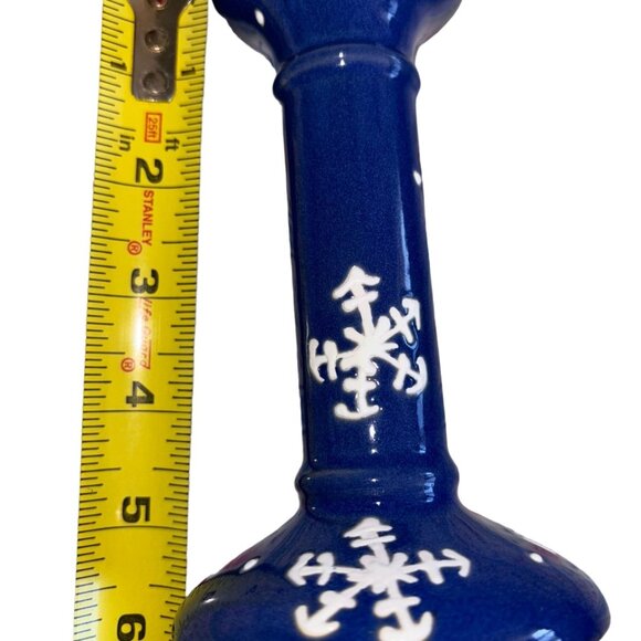 Vintage Set of 2 Blue Ceramic Candle Holders With Snowflake Design Holiday 6"x3" - Picture 4 of 9